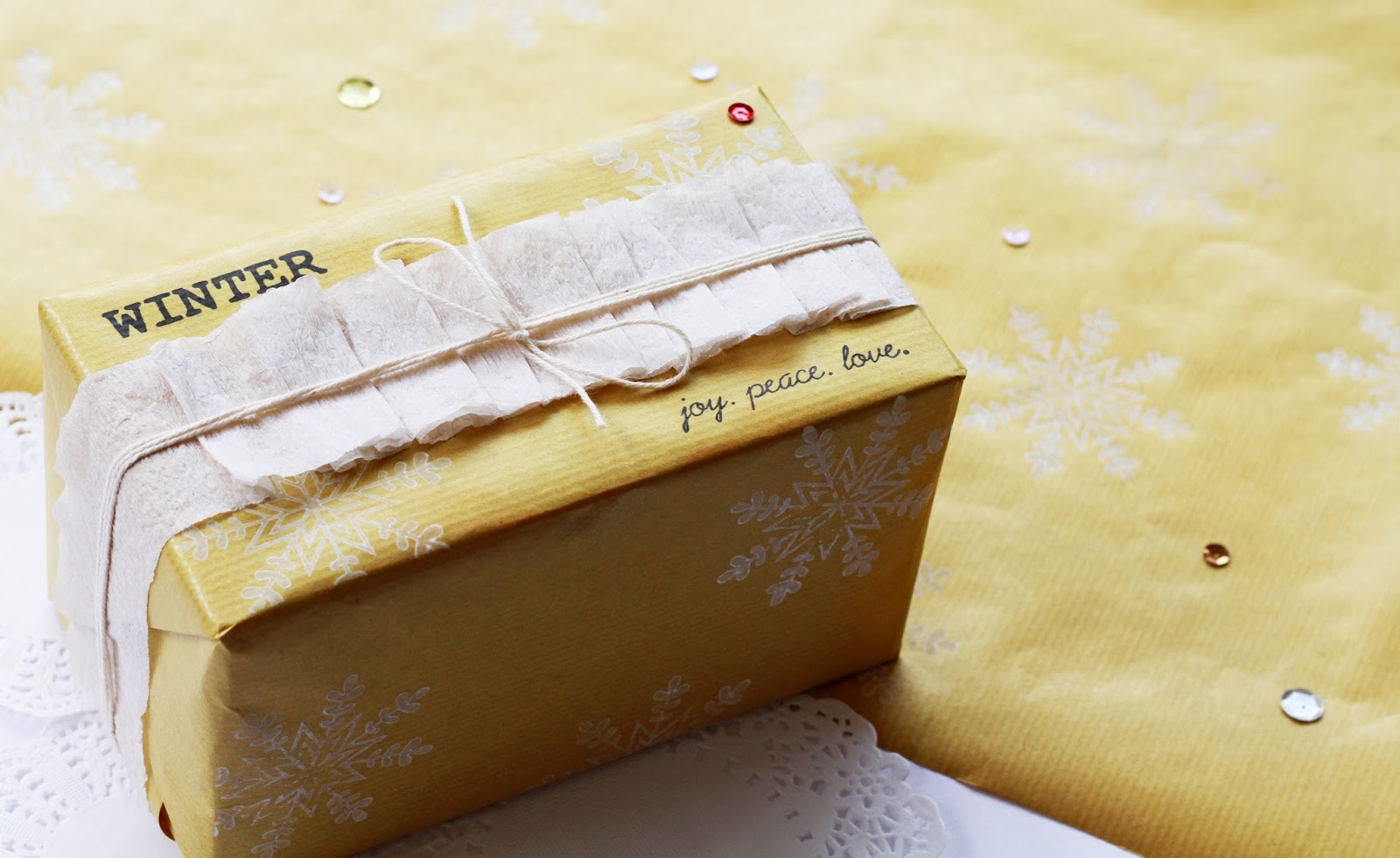 Twineology by Timeless Twine Christmas gift wrapping ideas!