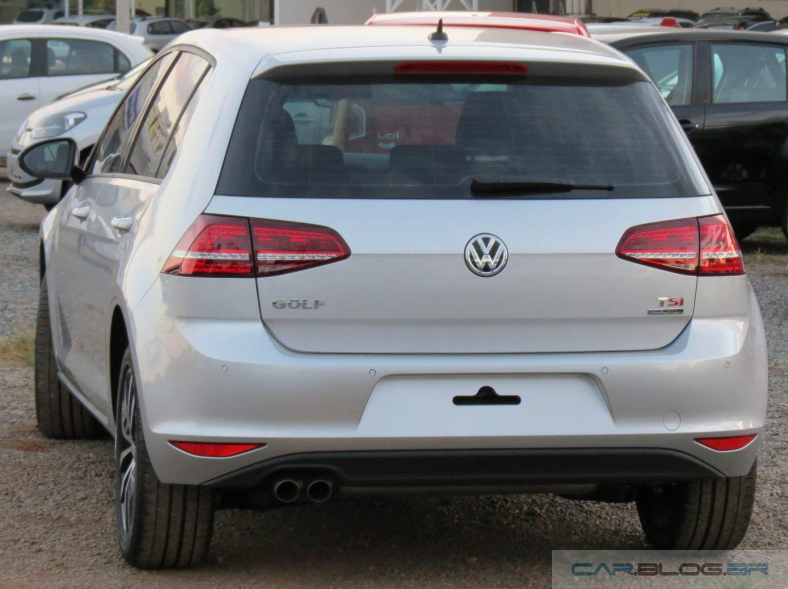 Volkswagen Golf VII - Página 23 Novo-VW-Golf-TSI-Highline-2014+(5)