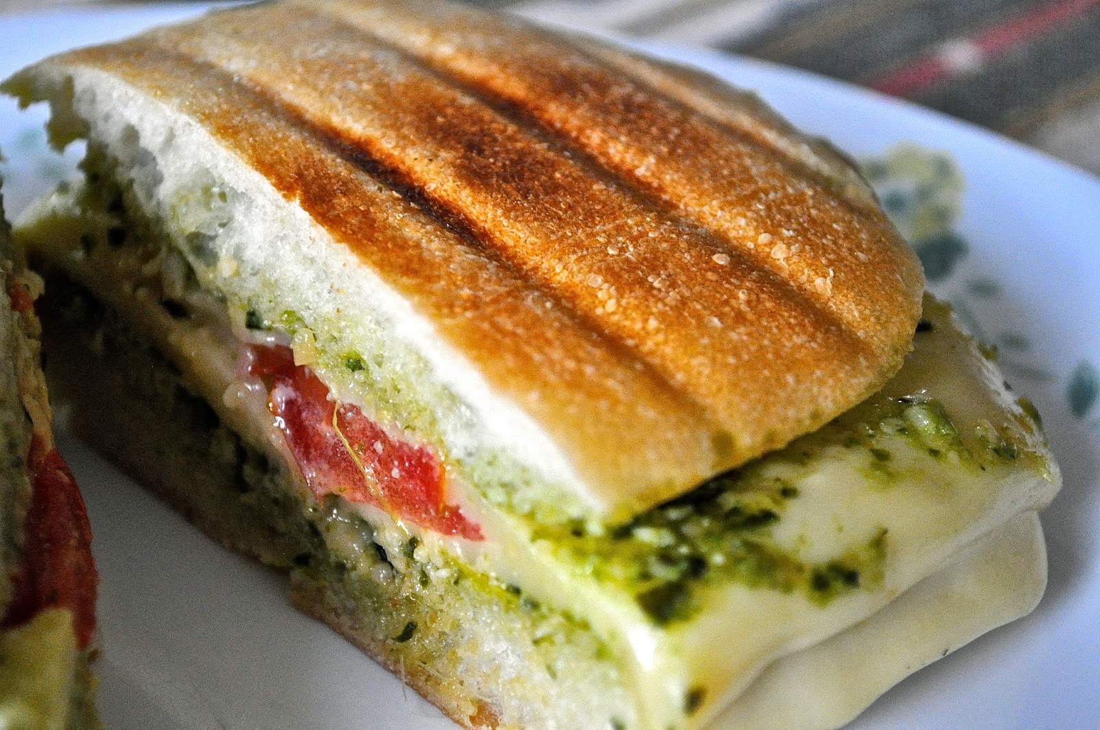 Cooking with Meena Tomato Pesto Cheese Sandwich quick lunch for kids