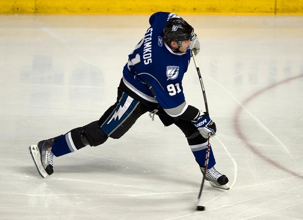 Stamkos ties Lecavalier's goal record, but the real goal still lies ahead