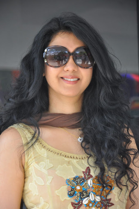 kamna jethmalani at movie 9 entertainments movie pooja latest photos