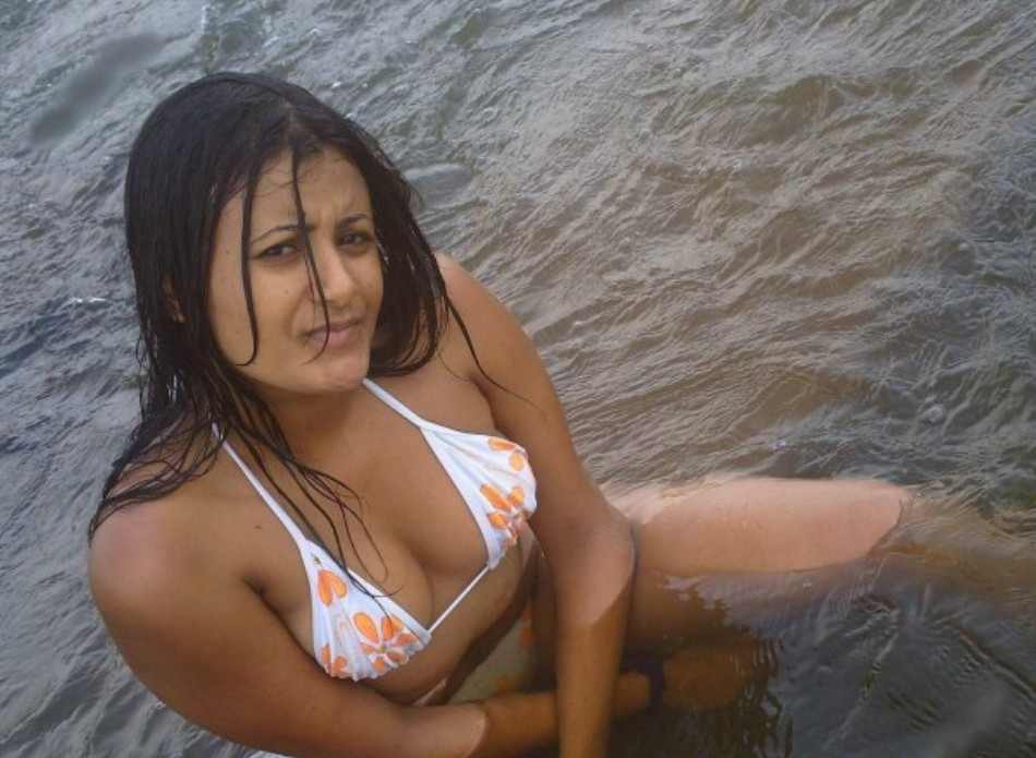 sexy-young-indian-aunty- photos | Unbelievable Photo Collection