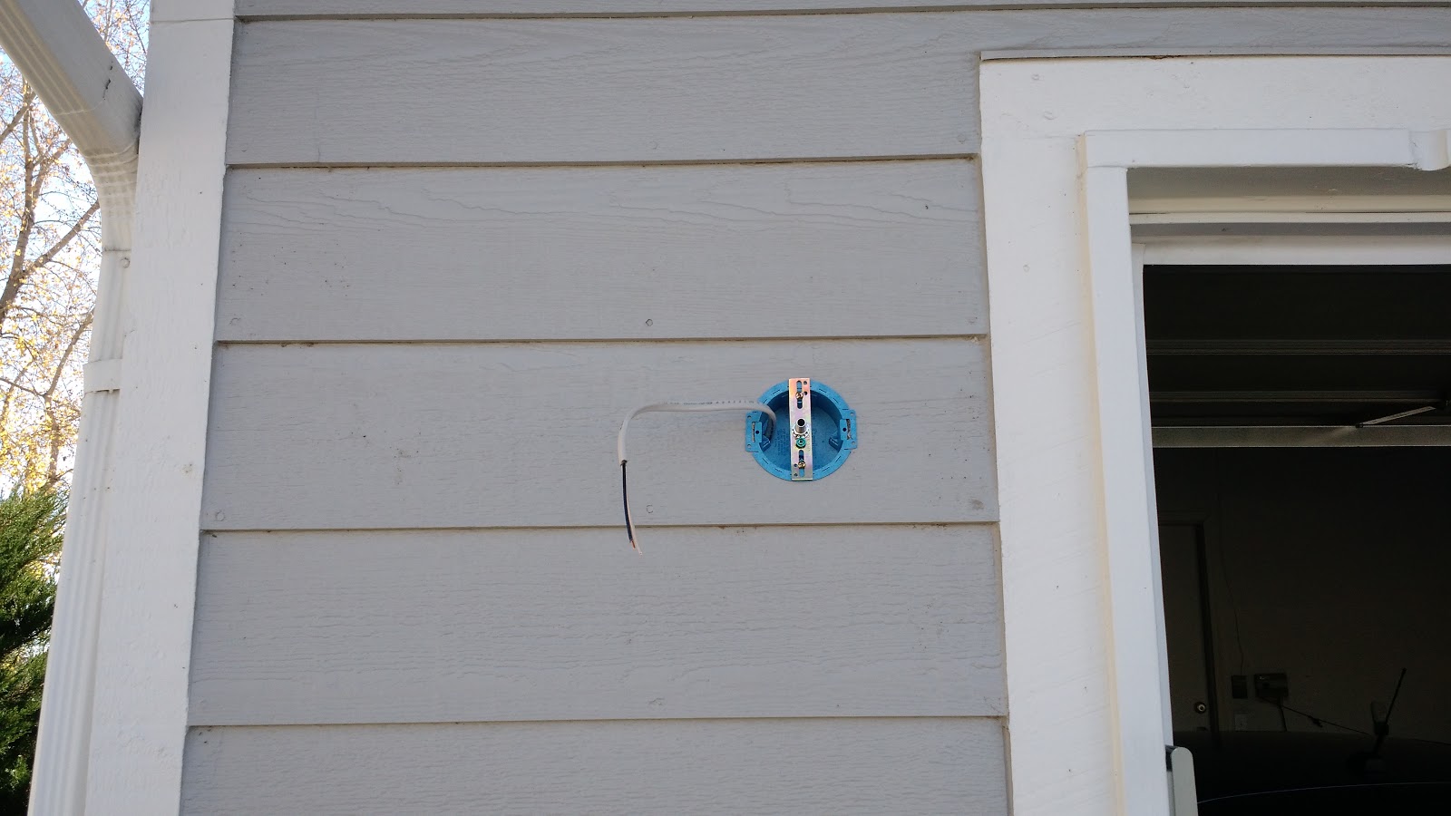Bees' Nest: Second Exterior Garage Light