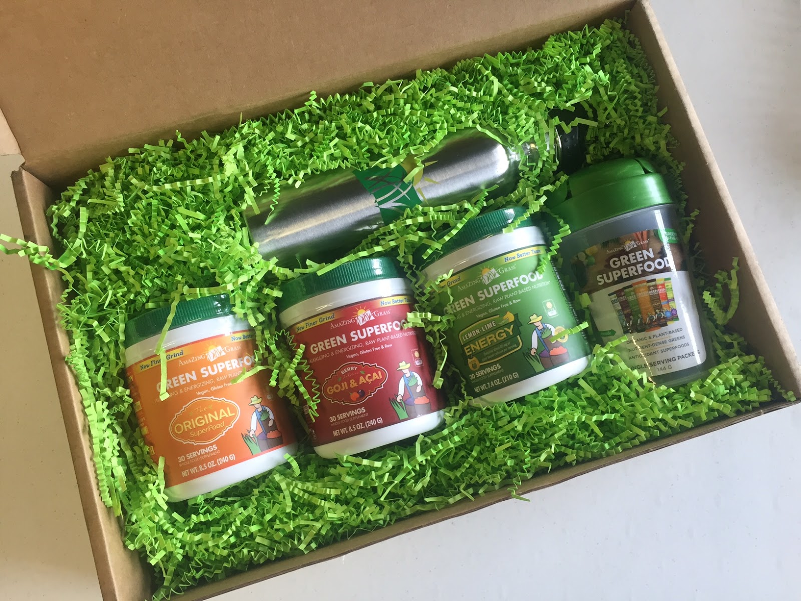 Vegan Crunk: Amazing Grass Review & GIVEAWAY!