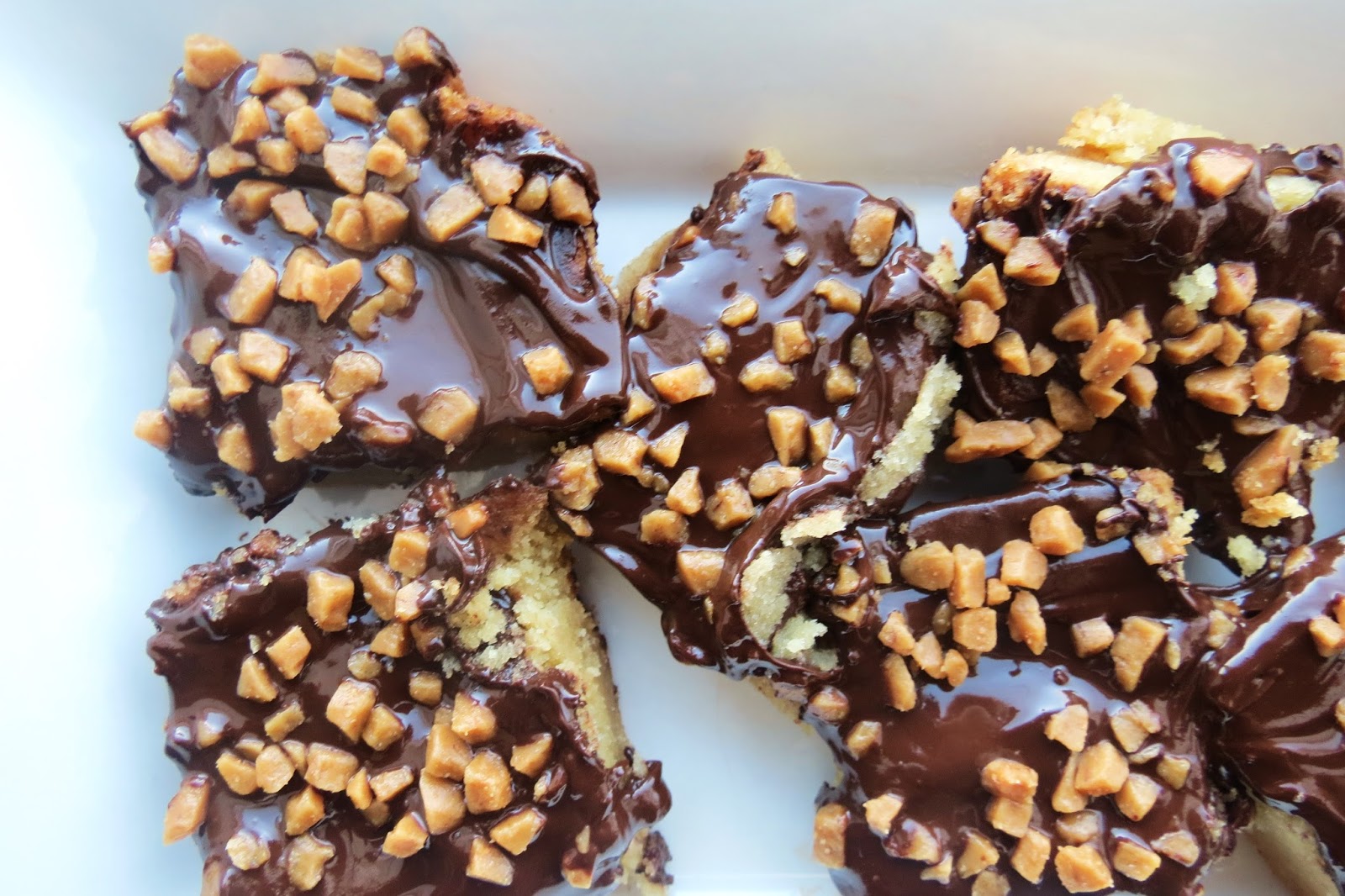 Be Still Thursday Treats Toffee Bars {Betty Crocker}