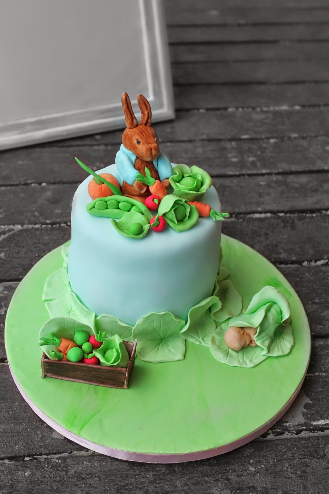 Peter Rabbit Inspired This Adorable Baby Shower