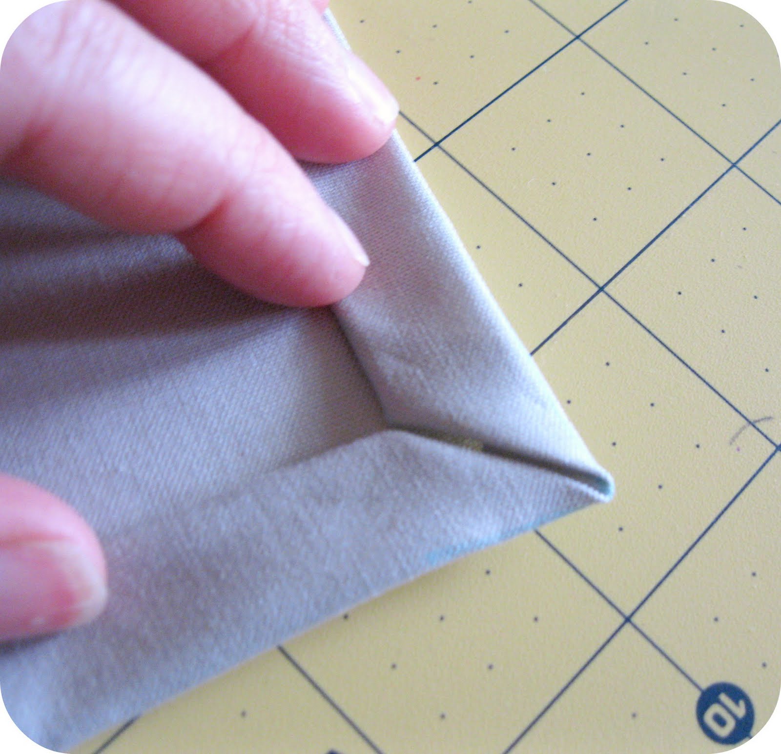 How to sew a mitred corner without a trim Country living downunder