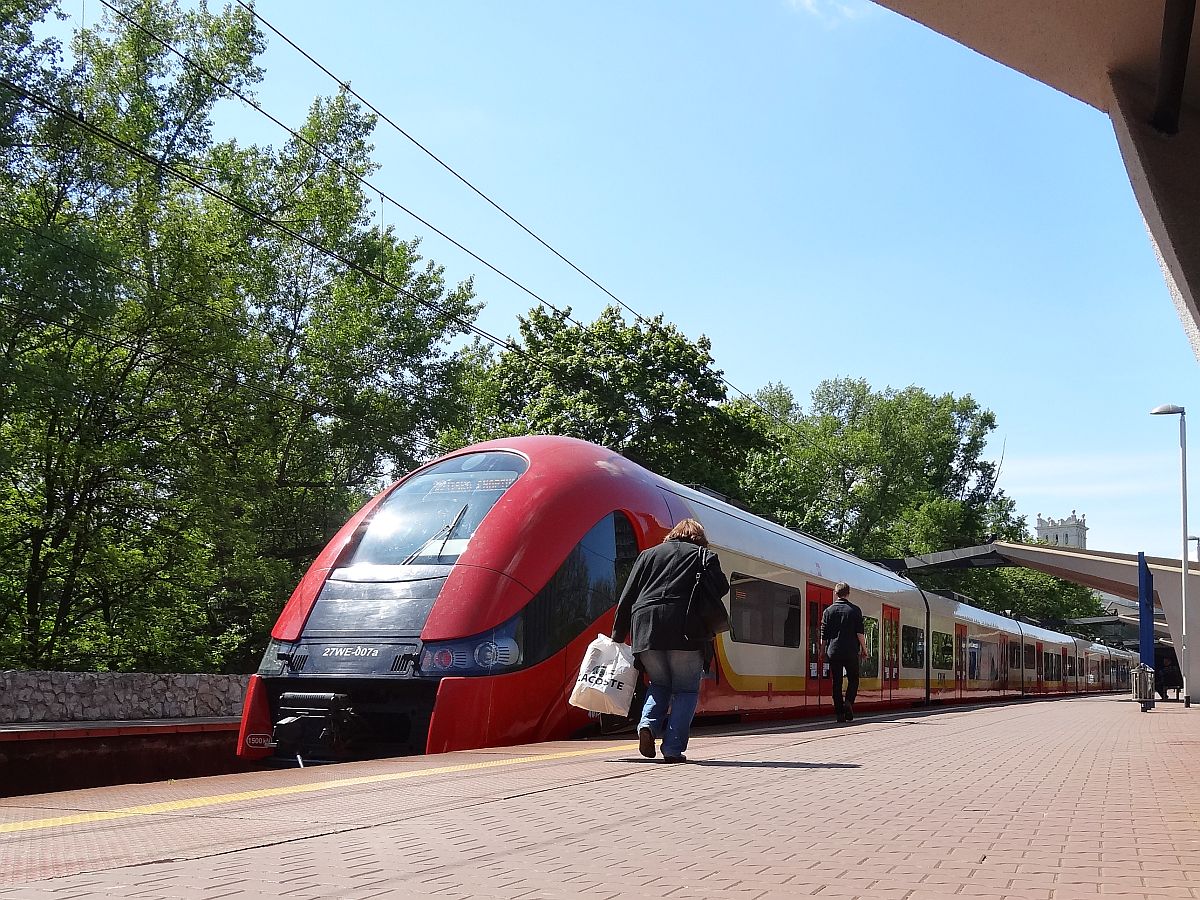 27WE-007 na przystanku Warszawa Powiśle