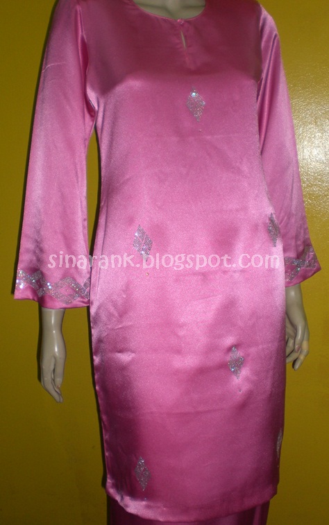 SINARAN KAMUNTING: #70. BAJU RAYA : KURUNG MODEN (SATIN) SOLD OUT