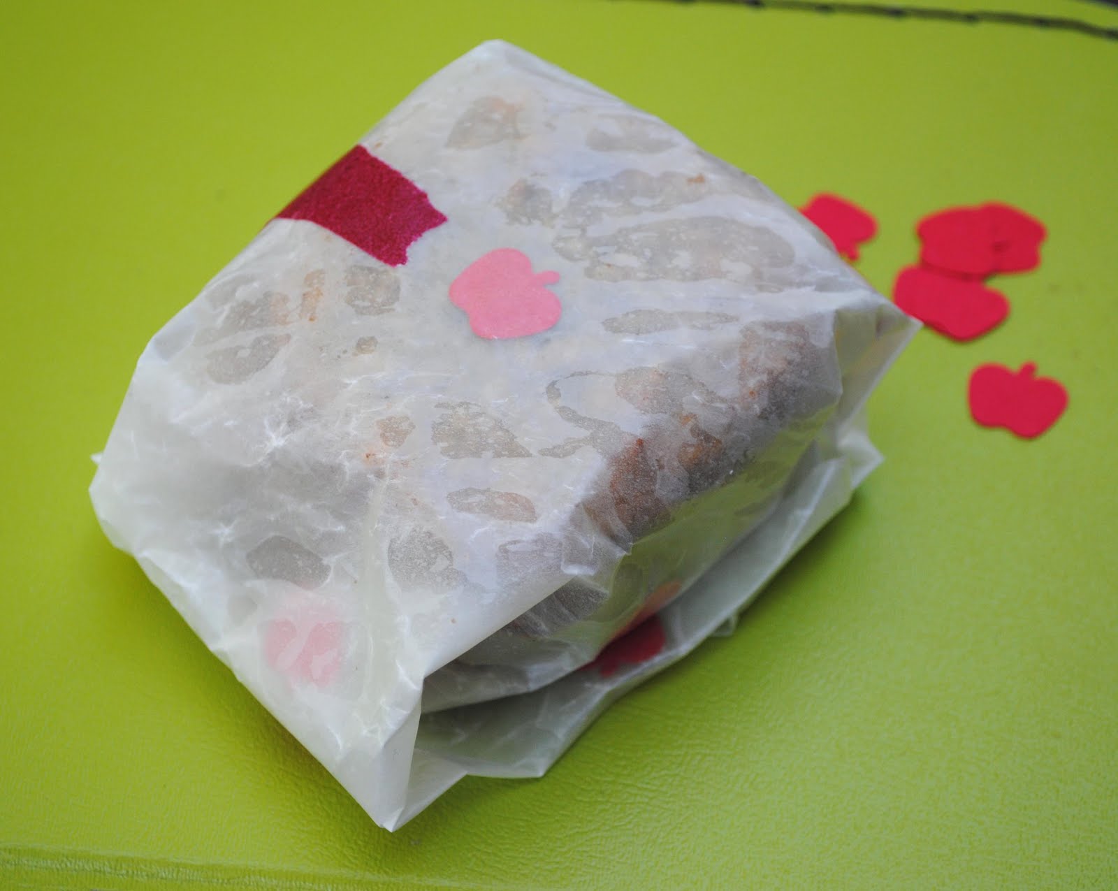 buy wax paper Shop for wax paper sheets and deli wax paper at webstaurantstore fast shipping, wholesale pricing and superior service. buy wax paper Shop for wax paper sheets and deli wax paper at webstaurantstore fast shipping, wholesale pricing and superior service.