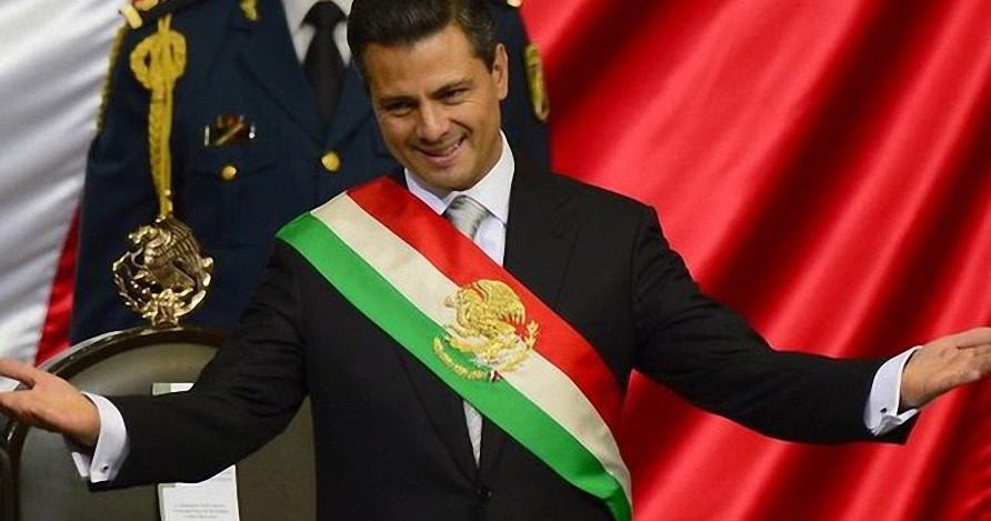 Peña Nieto inaugura gobierno en México.