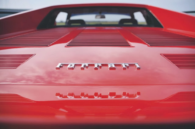 The Book Of The Ferrari 288 GTO by Joe Sackay