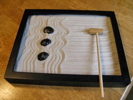 Munchkinayhem Mini Zen Sand Garden