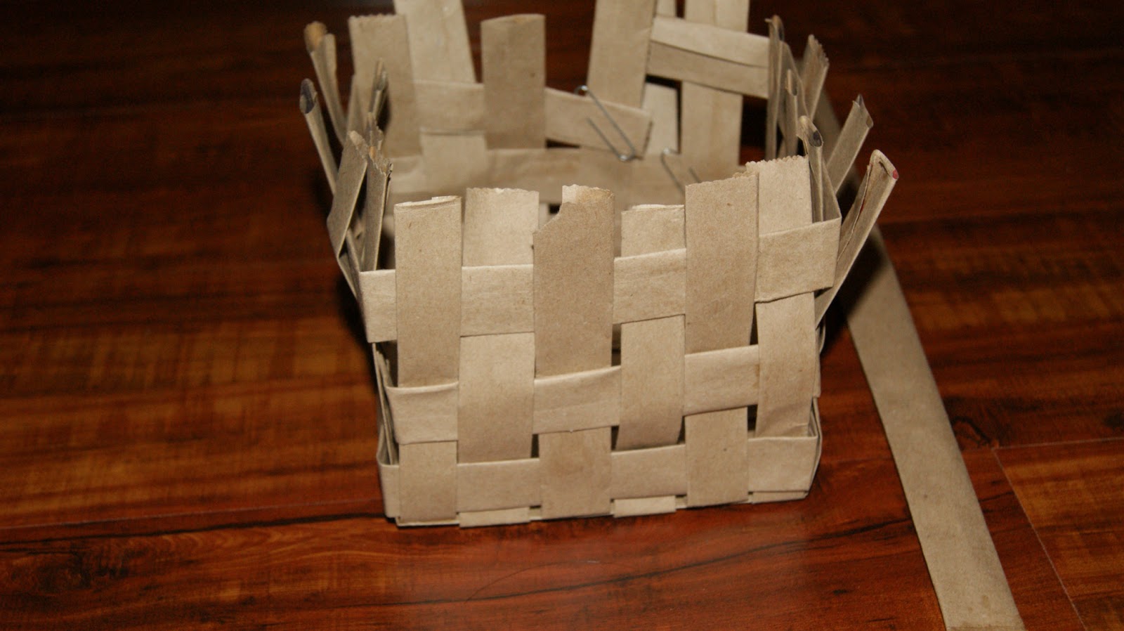SimpleJoys Brown Paper Bag Basket