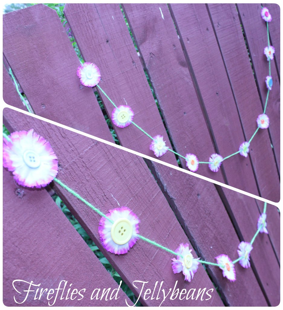Fireflies and Jellybeans Easy Flower Garland Turoial(20 minute, Dollar Store Craft!!)