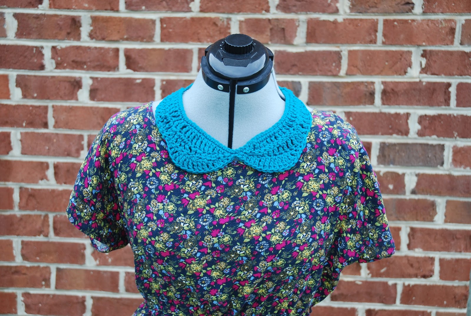 Kitty Adventures Crochet Peter Pan Collar