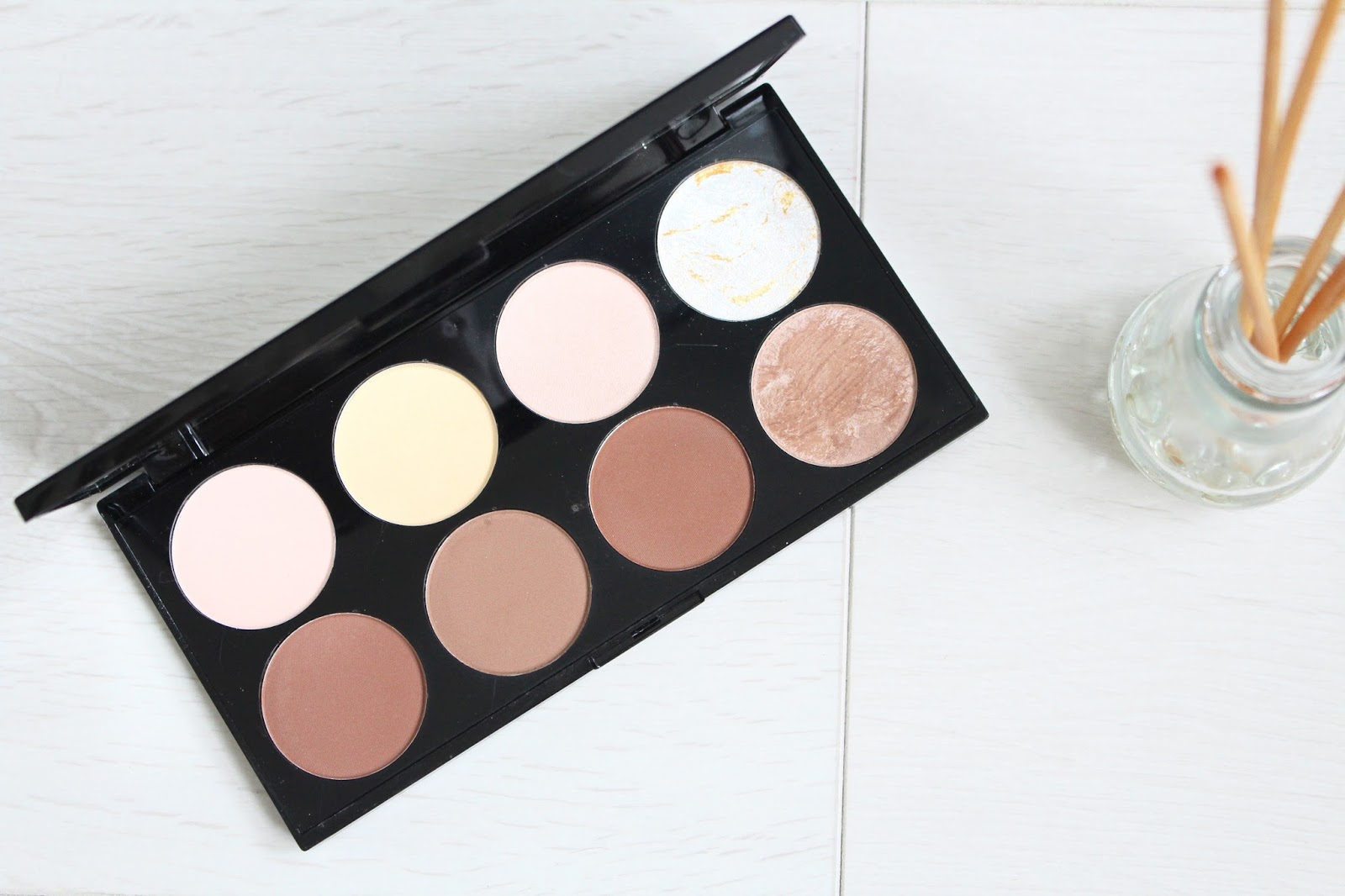 New In Makeup Revolution Ultra Contour Palette Beauty Drama Queen