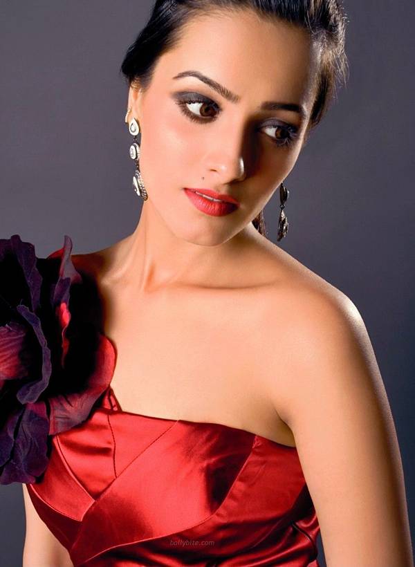 Anita Hassanandani - New Photos Anita Hassanandani - Images Colection