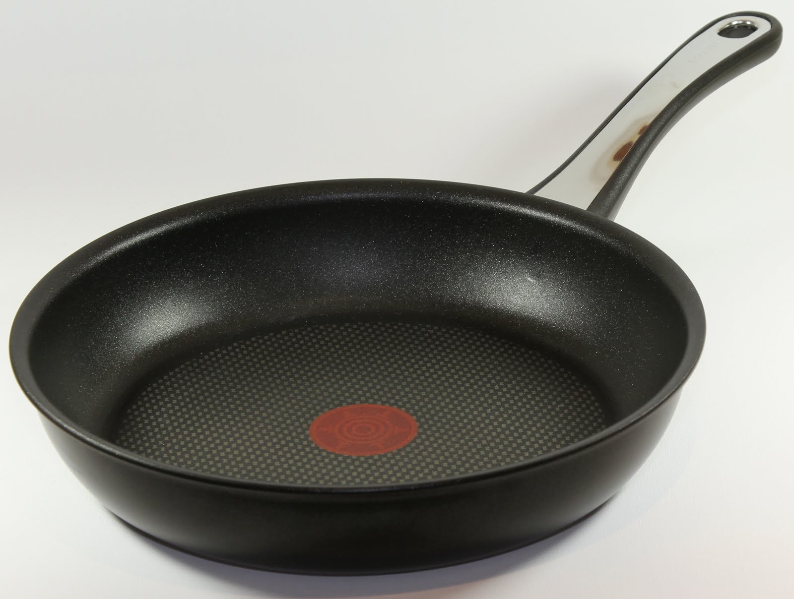Kitchen Delights Review Tefal Preference NonStick Frying Pan With Lid
