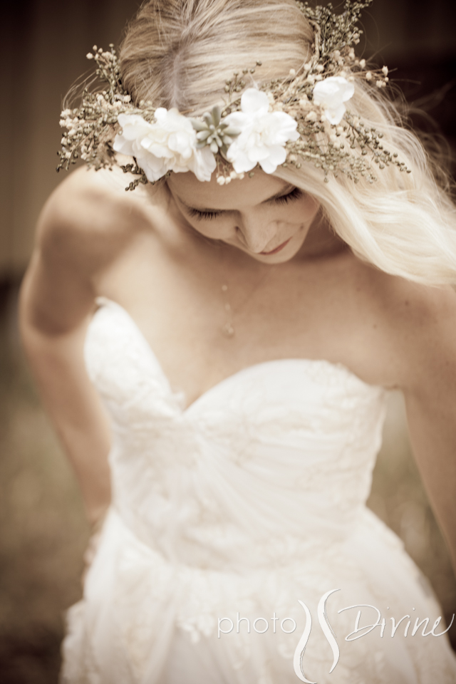 Photo Divine Aaron and Brittany's Beautiful Bohemian Wedding