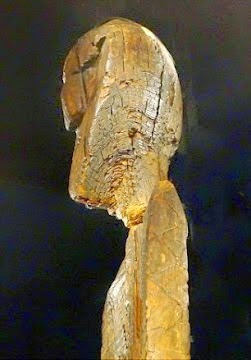 ΤΡΟΜΑΚΤΙΚΟ   Δείτε το αρχαιότερο ξύλινο άγαλμα του κόσμου που φτάνει τα 4 μέτρα [pics]