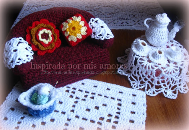 Las invito a mi galería de amigurumis-Marielita - Página 2 Mesa+de+te-sofa-pa%C3%B1uelos-crochet