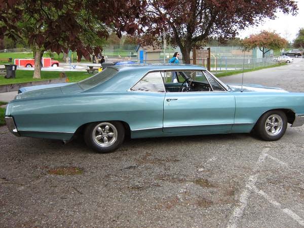 1966-Pontiac-Grande-Parisienne-blue.jpg
