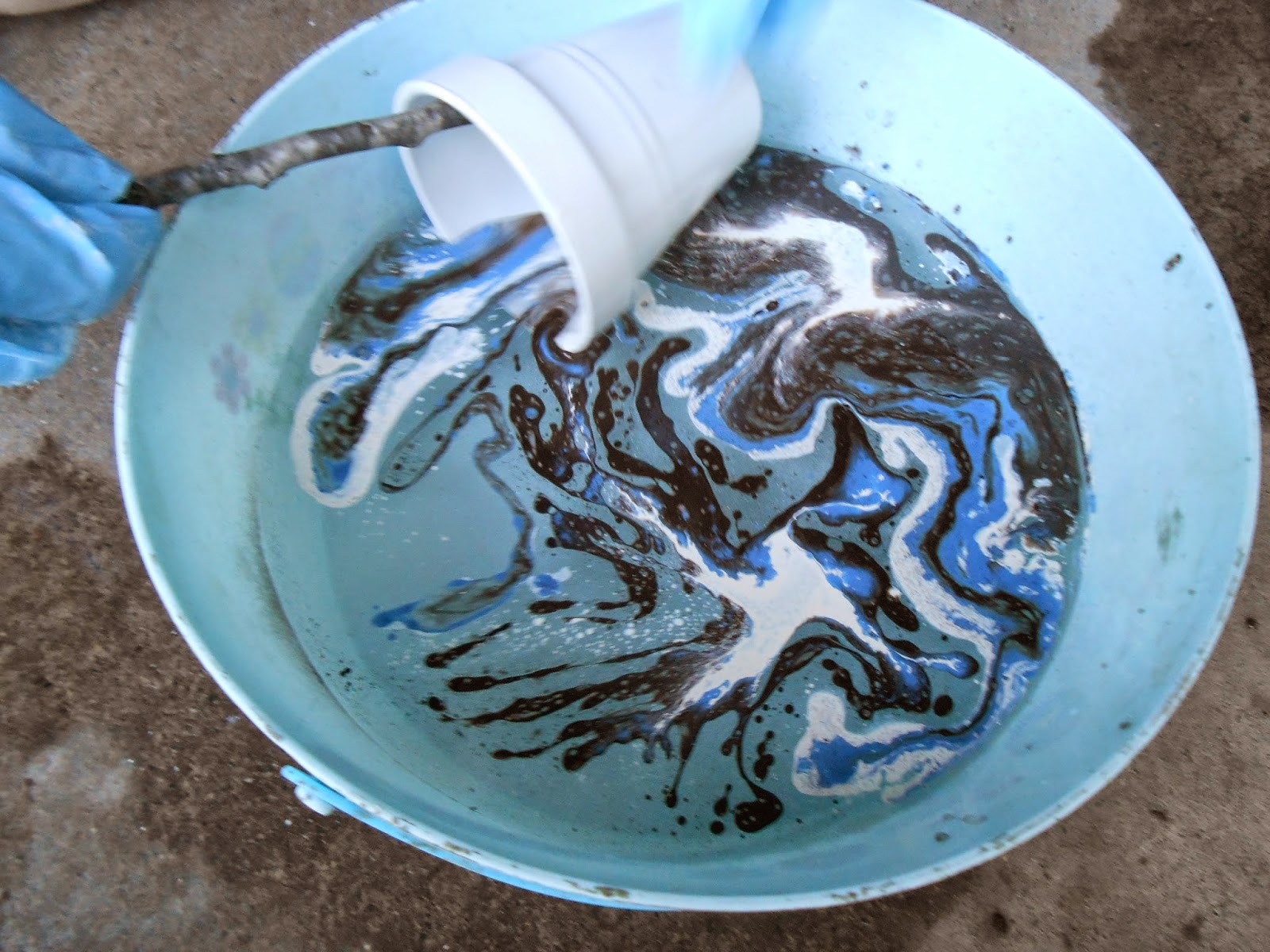 Marbling with Spray Paint - PROJECT FAIL! - Polished Habitat