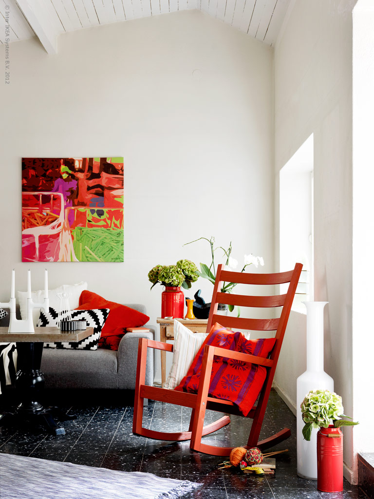 Simple Details ikea black & white pillows...