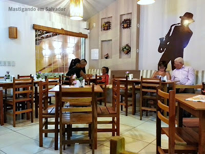 Varanda's Restaurante e Bar: Ambiente interno