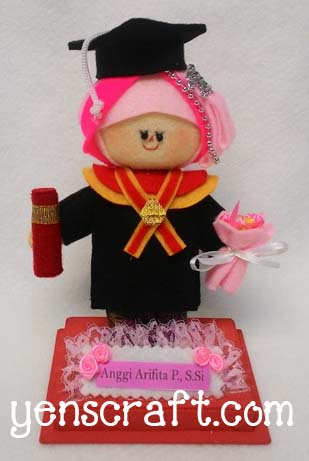 boneka wisuda boneka wisuda universitas negeri malang boneka wisuda boneka wisuda universitas negeri malang