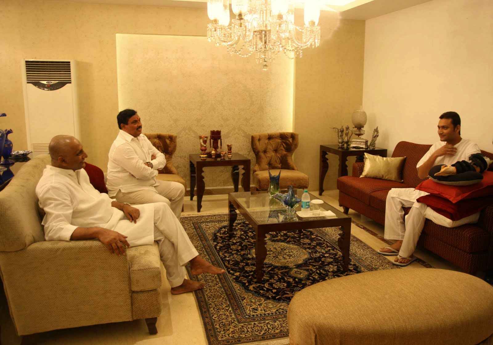 Majlis E Ittehadul Muslimeen Youth Ap Cm Kiran Kumar Reddy Visits Mim Floor Leader Akbaruddin Owaisi Residence Majlis E Ittehadul Muslimeen Youth Ap Cm Kiran Kumar Reddy Visits Mim Floor Leader Akbaruddin Owaisi Residence