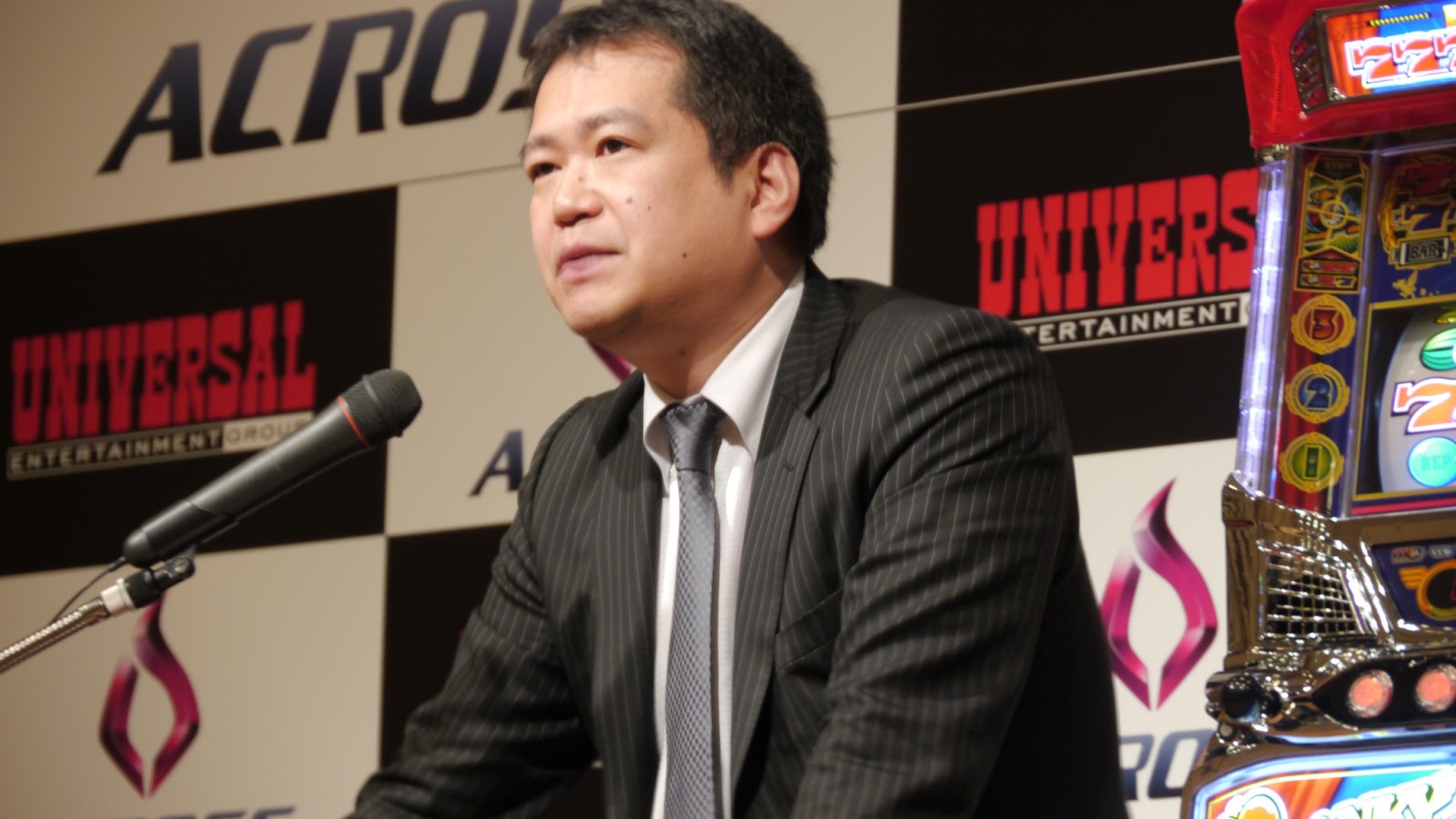 パチスロ ユニバーサルe Across アクロス 設立と クランキーコレクション 発売を発表 Skpwr Com B