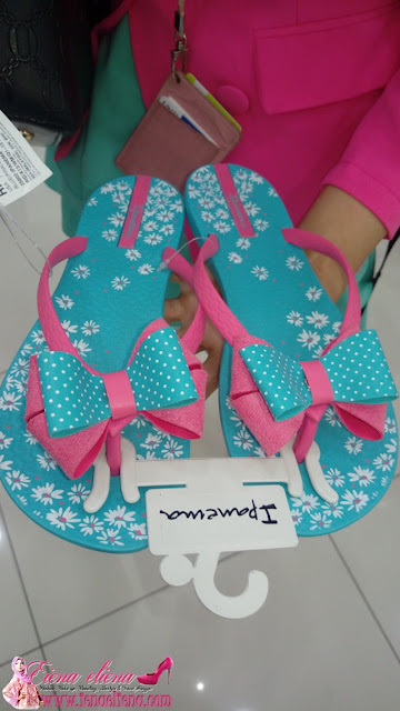 Ipanema flip flops