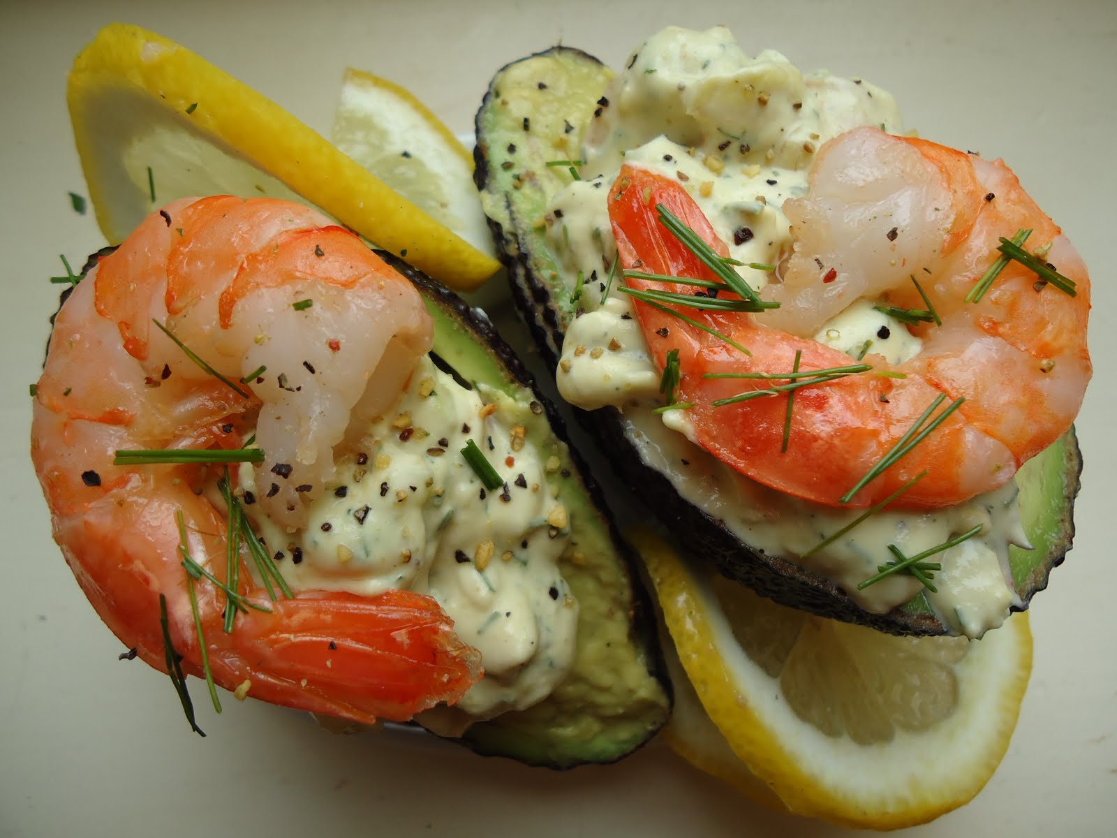 Avokado Med Reker, Tomat Og Agurk Oppskrift