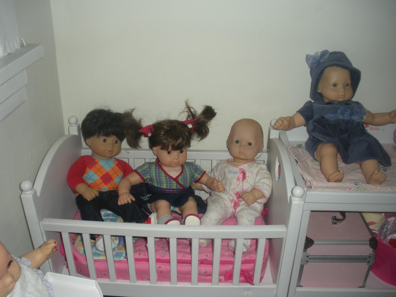 Misskristi Scraft Teaching Dollblog Furniture For Bitty Twins