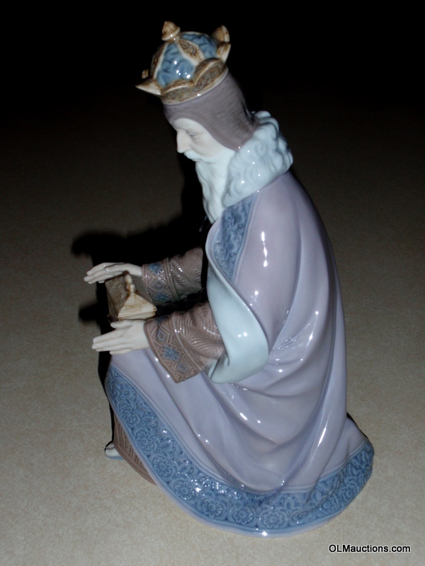 lladros Lladro King Melchor Nacimiento Figurine 01423