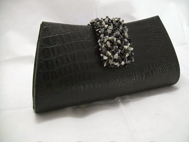 Clutch Hitam Embos Croco Clutch Hitam Embos Croco