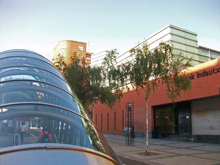 Luna de Bilbao Alameda Dr. Areilza, fachadas de los portales pares