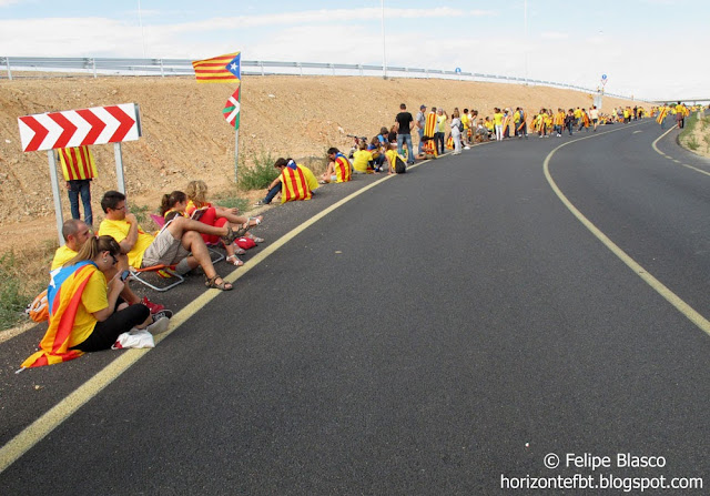 Via Catalana cap a la Independència a les Terres de l'Ebre Via Catalana cap a la Independència a les Terres de l'Ebre