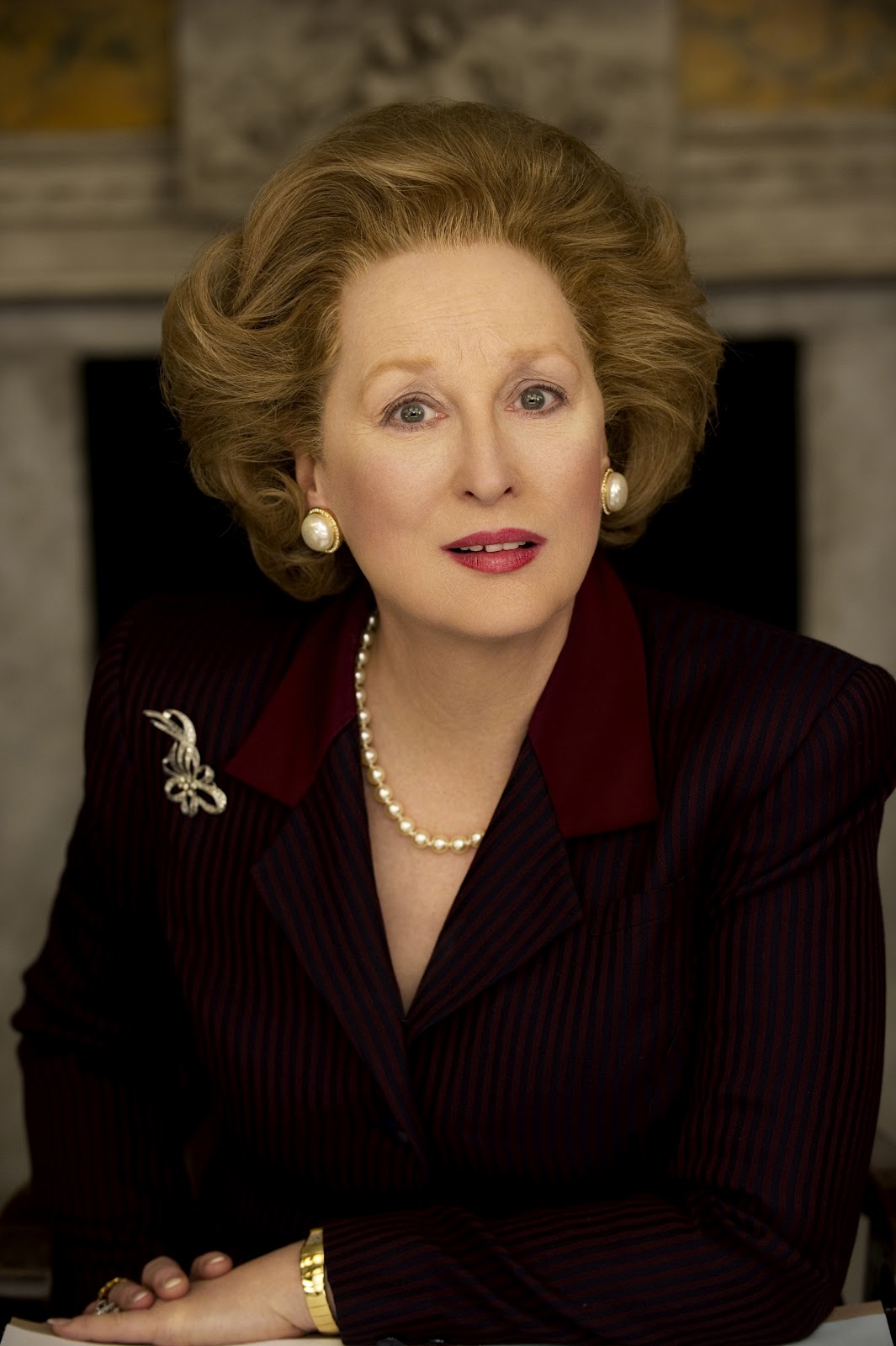 http://2.bp.blogspot.com/-cg0DUhoUHVg/Tz8pDEwGk9I/AAAAAAAAAv4/9tjqDnYPU_E/s1600/meryl-streep-margaret-thatcher-the-iron-lady-01.jpg
