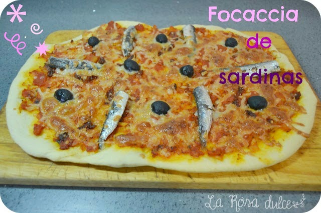 Focaccia De Sardinas