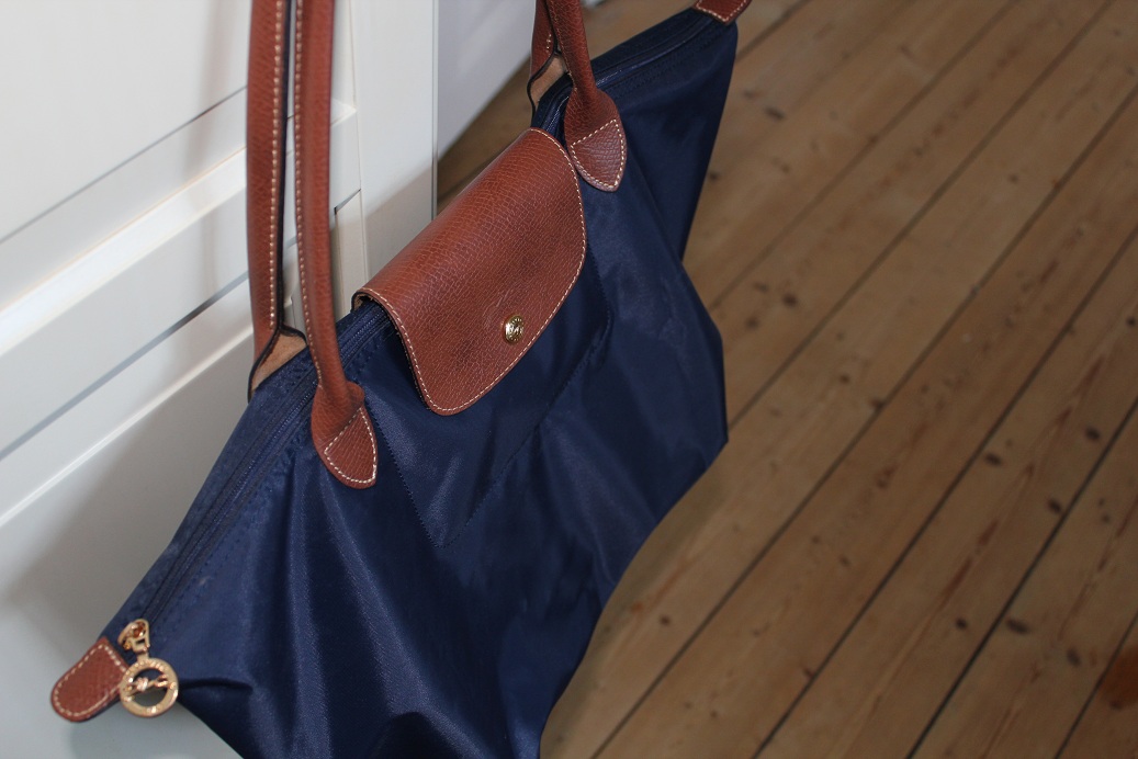 longchamp metallic tote