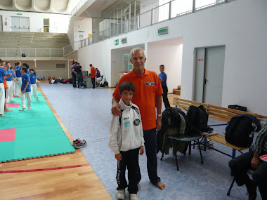 Settembre 2010 bellissima esperienza con il ct della nazionale italiana karate il prof. Aschieri