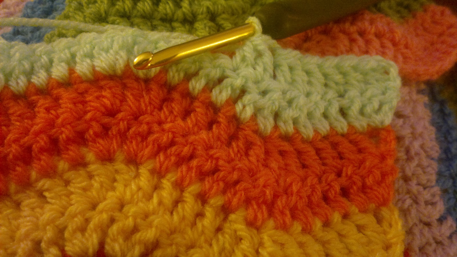 Get Hooked on Crochet Ripples Blanket Free Tutorial