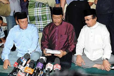 Industri Pelancongan & Sumpah Laknat foto Industri Pelancongan & Sumpah Laknat