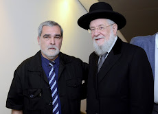 הרב הראשי לישראל הרב ישראל לאו שימש כרב הראשי לישראל בשנים 1993–2003