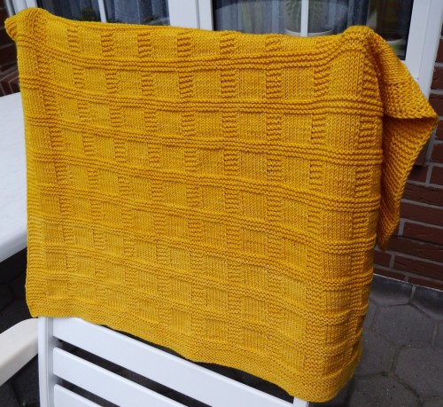 sunny baby blanket