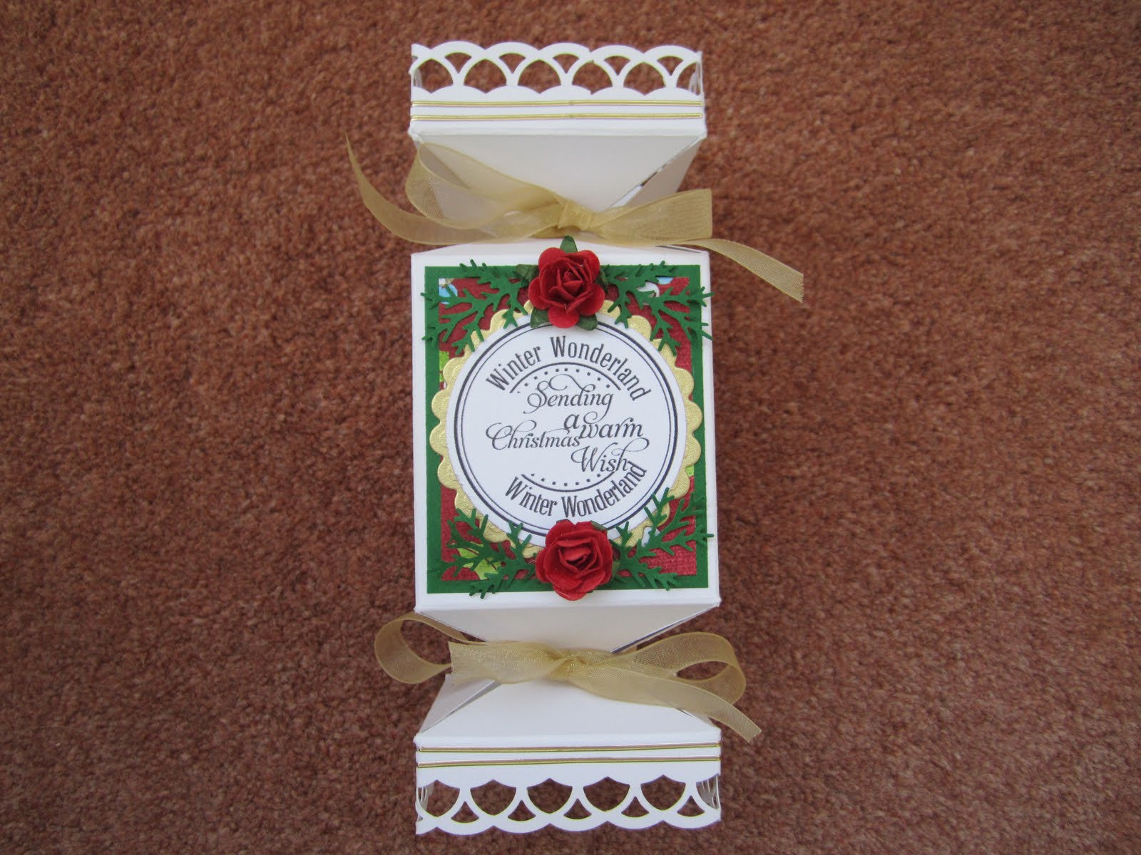 Julies Crafty Creations: My Christmas Cracker Gift Box