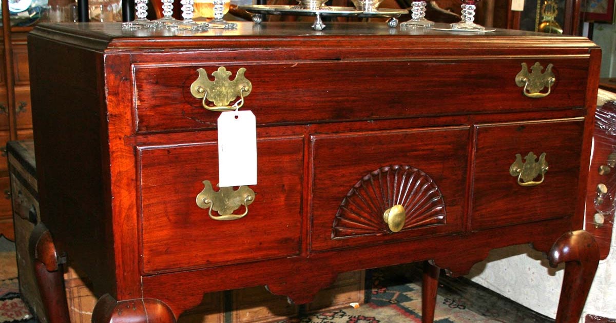 Lou's Relics Queen Anne Lowboy Dressing Table